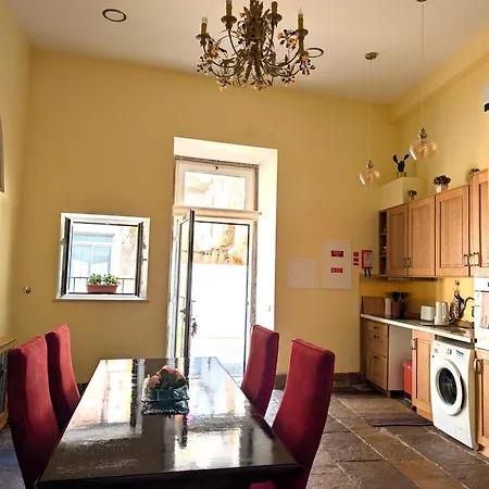 Grand 27 Apartamento *