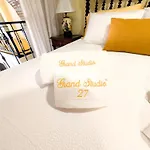 Grand 27 Apartament *